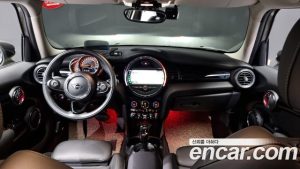 Mini Cooper 5Door HIGH 2020 года из Южной Кореи