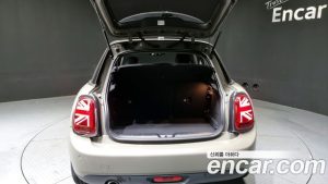 Mini Cooper 5Door HIGH 2020 года из Южной Кореи