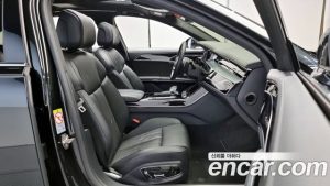 Audi A8 55 TFSI 4WD LWB 2020 года из Южной Кореи