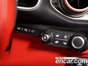 Ferrari 812 6.5 V12 2021 года из Южной Кореи