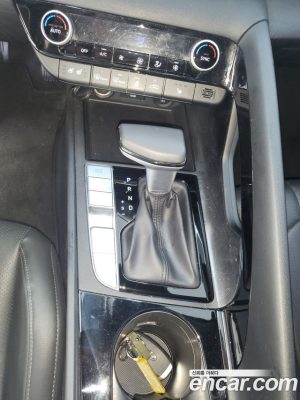 Hyundai AVANTE 1.6 2021 года из Южной Кореи