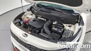 Kia Seltos Бензин 1.6 Turbo 2WD 2022 года из Южной Кореи