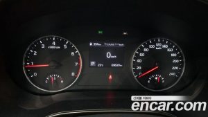 Kia Seltos Бензин 1.6 Turbo 2WD 2022 года из Южной Кореи