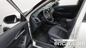 Kia Seltos Бензин 1.6 Turbo 2WD 2022 года из Южной Кореи