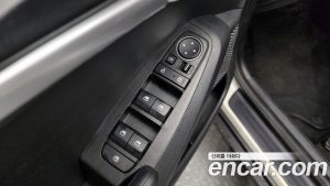 Kia Seltos Бензин 1.6 Turbo 2WD 2022 года из Южной Кореи