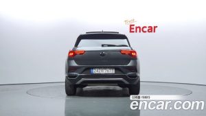 Volkswagen T-Roc 2.0 TDI Premium 2021 года из Южной Кореи