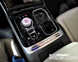 Kia Carnival 9-Seater HI-Limousine 2023 года из Южной Кореи