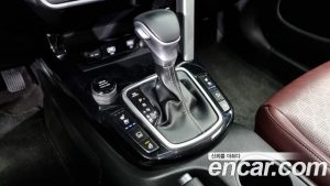 Kia Seltos Бензин 1.6 Turbo 2WD 2021 года из Южной Кореи