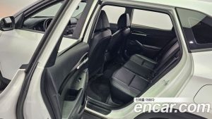 Kia Seltos Бензин 1.6 Turbo 2WD 2022 года из Южной Кореи
