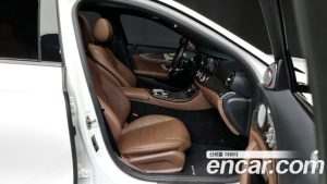 Mercedes-Benz E-Class E53 AMG 4MATIC+ 2020 года из Южной Кореи