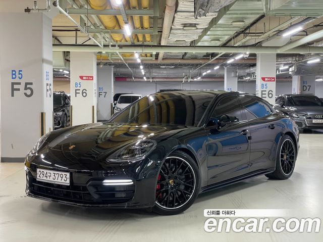 Porsche Panamera 4.0 Turbo 2020 года из Кореи
