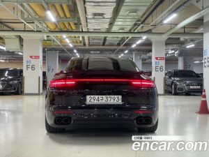 Porsche Panamera 4.0 Turbo 2020 года из Южной Кореи