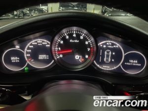 Porsche Panamera 4.0 Turbo 2020 года из Южной Кореи