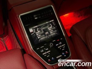 Porsche Panamera 4.0 Turbo 2020 года из Южной Кореи