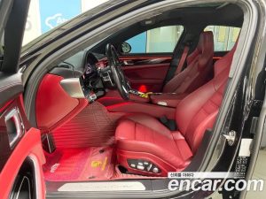Porsche Panamera 4.0 Turbo 2020 года из Южной Кореи
