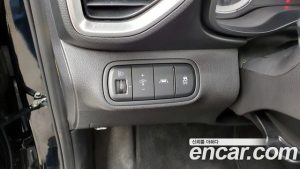 Hyundai Venue 1.6 Modern 2020 года из Южной Кореи