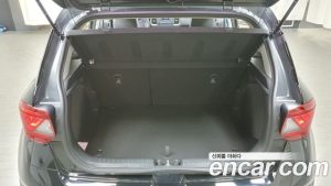 Hyundai Venue 1.6 Modern 2020 года из Южной Кореи