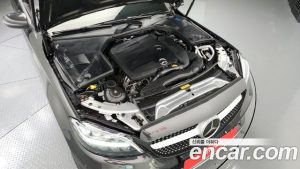 Mercedes-Benz C-Class C200 AMG Line 2021 года из Южной Кореи