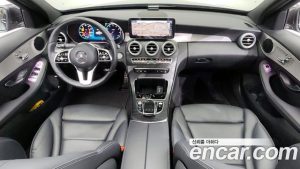 Mercedes-Benz C-Class C200 AMG Line 2021 года из Южной Кореи