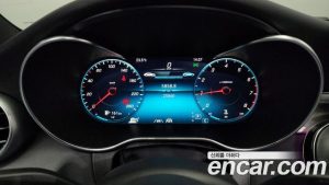 Mercedes-Benz C-Class C200 AMG Line 2021 года из Южной Кореи