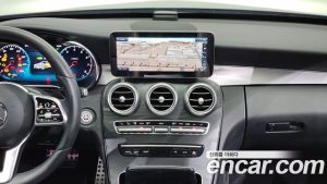 Mercedes-Benz C-Class C200 AMG Line 2021 года из Южной Кореи