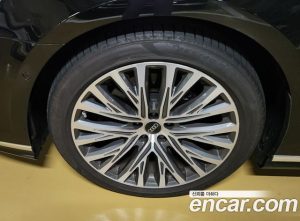 Audi A8 50 TDI 4WD Premium LWB 2023 года из Южной Кореи