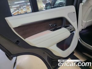 Land Rover Range Rover D350 HSE 2023 года из Южной Кореи