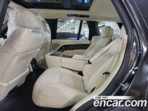 Land Rover Range Rover D350 HSE 2023 года из Южной Кореи