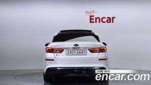 Kia K5 2.0 2020 года из Южной Кореи