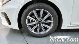 Kia K5 2.0 2020 года из Южной Кореи