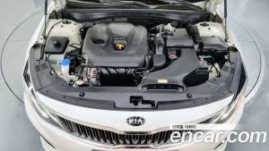 Kia K5 2.0 2020 года из Южной Кореи