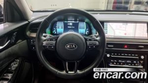 Kia K7 Signature 2020 года из Южной Кореи