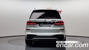 BMW X7 M60i xDrive M Sport 6인승 2024 года из Южной Кореи