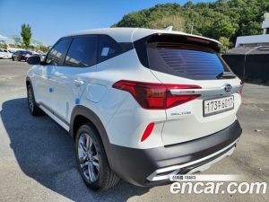 Kia Seltos Бензин 1.6 Turbo 2WD 2020 года из Южной Кореи