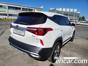 Kia Seltos Бензин 1.6 Turbo 2WD 2020 года из Южной Кореи