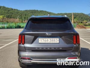 Kia Sorento Дизель 2.2 2WD 2021 года из Южной Кореи