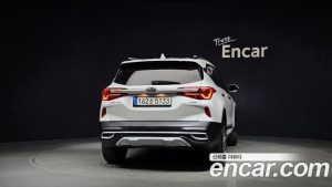 Kia Seltos Бензин 1.6 Turbo 2WD 2022 года из Южной Кореи