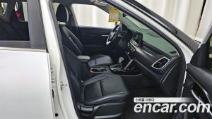 Kia Seltos Бензин 1.6 Turbo 2WD 2022 года из Южной Кореи