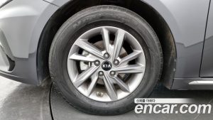 Kia K5 2.0 2020 года из Южной Кореи