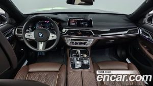 BMW 7-Series 740Li xDrive M Sport 2020 года из Южной Кореи