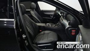 Mercedes-Benz E-Class E250 Avantgarde 2020 года из Южной Кореи