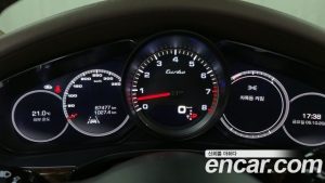 Porsche Panamera 4.0 Turbo 2020 года из Южной Кореи