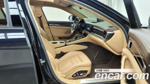 Porsche Panamera 4.0 Turbo 2020 года из Южной Кореи