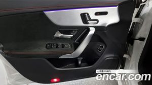 Mercedes-Benz CLA-Class CLA250 4MATIC 2021 года из Южной Кореи
