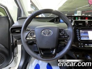Toyota Prius 1.8 2021 года из Южной Кореи