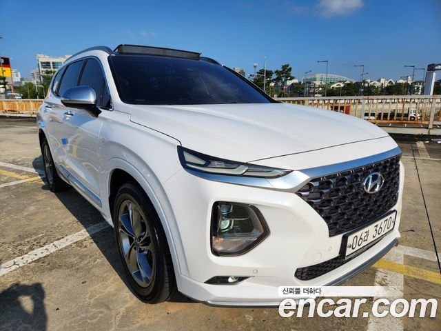 Hyundai Santafe Дизель 2.2 2WD 2020 года из Кореи