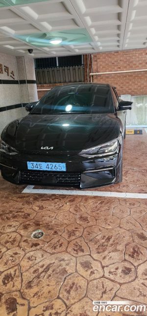 Kia EV6 Long Range 2023 года из Южной Кореи