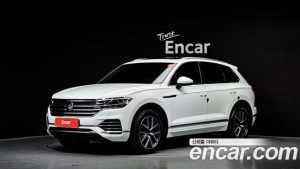 Volkswagen Touareg 3.0 TDI Prestige 2023 года из Южной Кореи