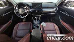 Kia Seltos Бензин 1.6 Turbo 2WD 2021 года из Южной Кореи