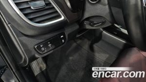 Kia Seltos Бензин 1.6 Turbo 2WD 2021 года из Южной Кореи